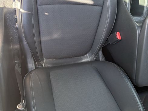 Used 2023 Buick Encore GX Select w/ Sport Touring Package FWD image 1