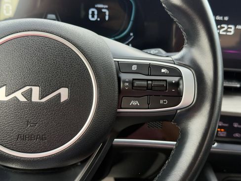 Used 2025 Kia Sportage X-Line w/ Premium Package image 25