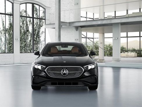 New 2026 Mercedes-Benz E 350 4MATIC Sedan image 7