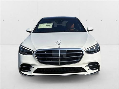 New 2026 Mercedes-Benz S 580 4MATIC Sedan image 2