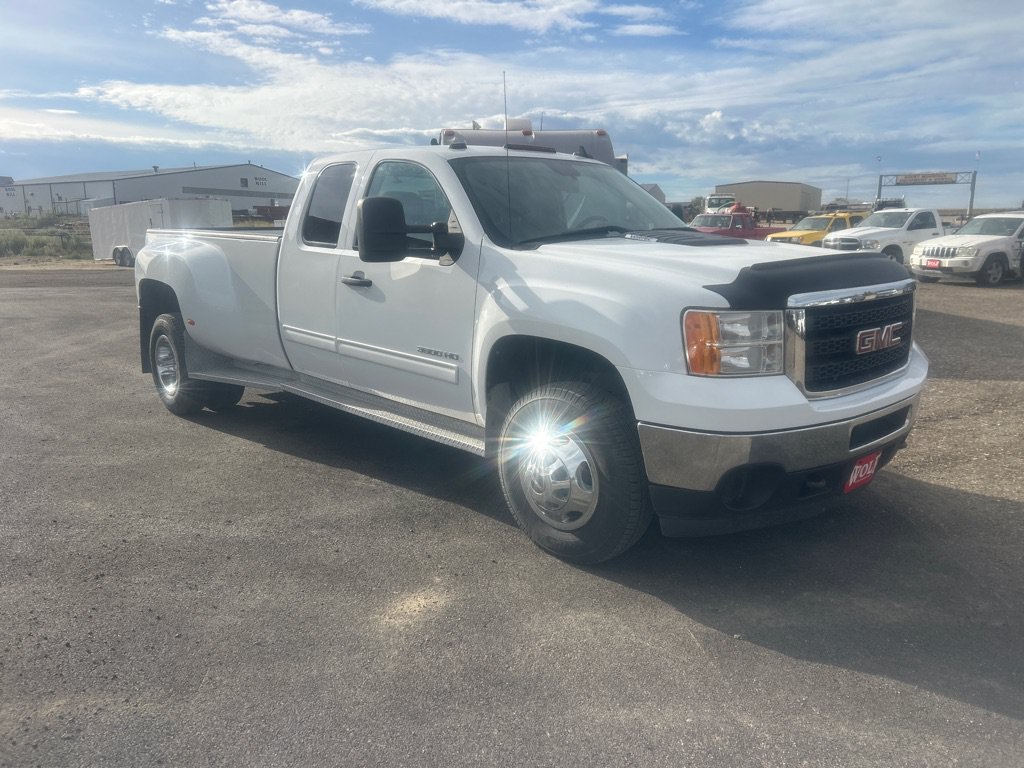 Used 2012 GMC Sierra 3500 SLE AWD/4WD image 26