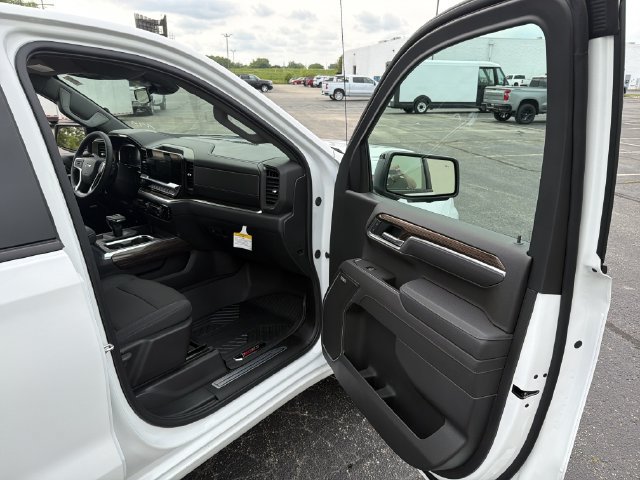 New 2026 Chevrolet Silverado 1500 RST w/ Safety Package AWD/4WD image 27