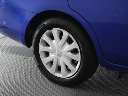 Used 2013 Nissan Versa SV w/ Convenience Pkg FWD image 46