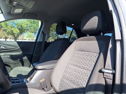 Used 2024 Chevrolet Equinox LT image 11