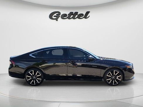 Used 2026 Honda Accord Touring image 3