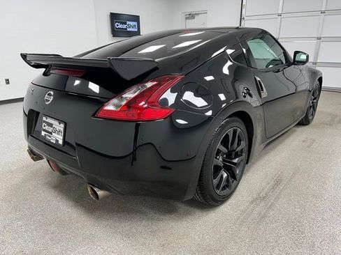 Used 2019 Nissan 370Z Coupe image 10