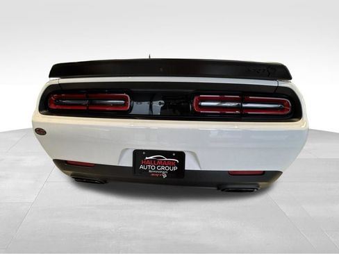 Used 2022 Dodge Challenger SRT Hellcat RWD image 8