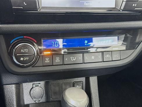 Used 2014 Toyota Corolla S FWD image 23