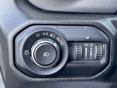 Used 2022 Jeep Wrangler Unlimited Sport image 12