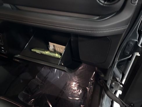 Used 2025 Jeep Gladiator Rubicon image 32