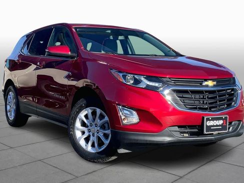 Used 2019 Chevrolet Equinox LT image 2