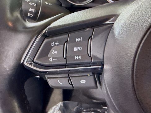 Used 2020 MAZDA CX-5 Touring FWD image 14