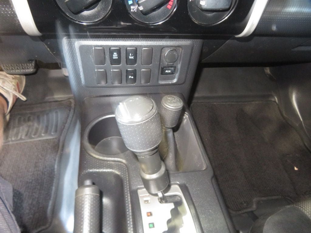 Used 2008 Toyota FJ Cruiser 4WD w/ Convenience Pkg image 33