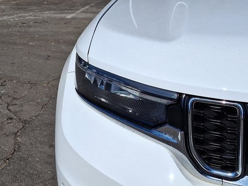 Used 2023 Jeep Grand Cherokee L Limited image 9