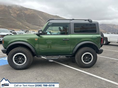 Used 2024 Ford Bronco Badlands image 4