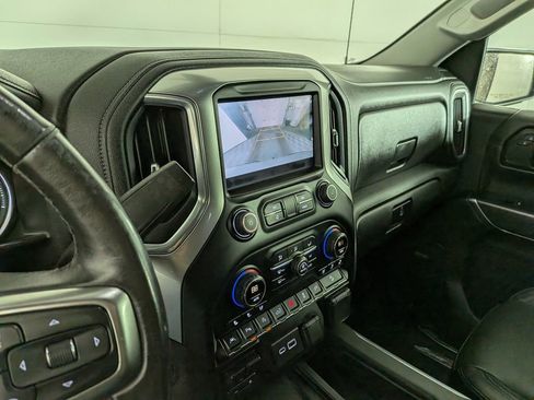 Used 2020 Chevrolet Silverado 1500 LTZ image 24