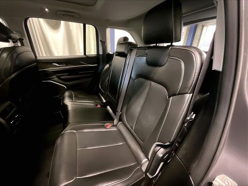 Used 2024 Jeep Grand Cherokee Limited 4xe AWD/4WD image 15