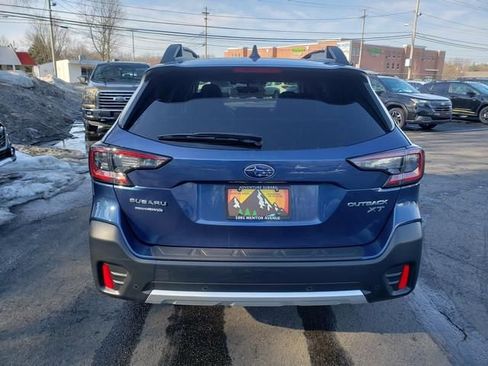 Used 2022 Subaru Outback Limited XT w/ Popular Package #2 image 4