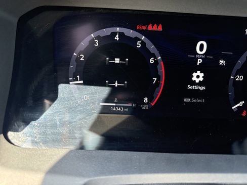 Used 2025 Toyota Tacoma TRD Sport AWD/4WD image 24
