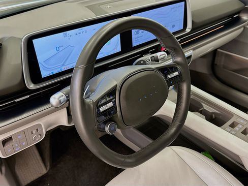 Used 2024 Hyundai Ioniq 6 SEL image 18