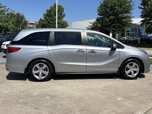 Used 2018 Honda Odyssey EX-L image 2