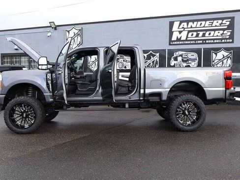 Used 2024 Ford F350 Platinum AWD/4WD image 31