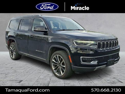 Used 2022 Jeep Wagoneer Series III w/ Premium Group I AWD/4WD image 1