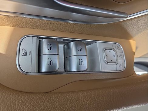 Used 2024 Mercedes-Benz GLE 350 4MATIC image 22
