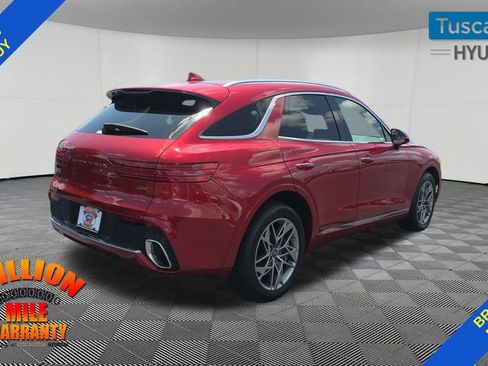 Used 2025 Genesis GV70 2.5T AWD/4WD image 8