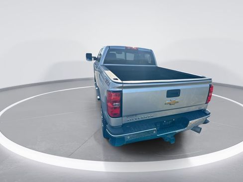 Used 2018 Chevrolet Silverado 2500 LTZ w/ Duramax Plus Package image 7