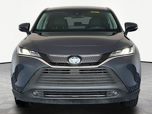 Used 2023 Toyota Venza LE AWD/4WD image 2