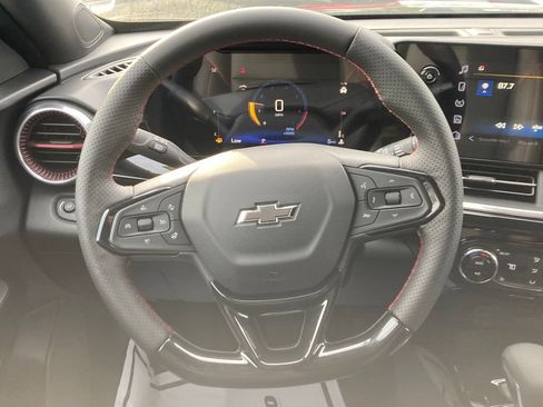 New 2026 Chevrolet Trax RS w/ Driver Confidence Package FWD image 6