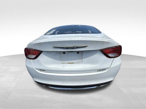 Used 2016 Chrysler 200 Limited w/ Convenience Group FWD image 3