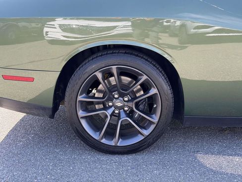 Used 2021 Dodge Challenger R/T Scat Pack w/ Plus Package RWD image 11