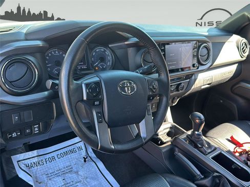 Used 2020 Toyota Tacoma TRD Sport w/ TRD Premium Sport Package image 14