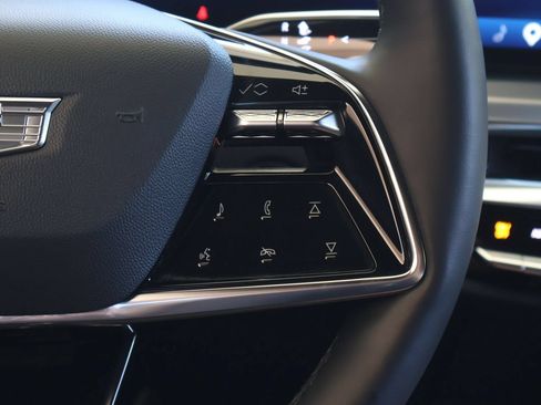 Certified 2023 Cadillac Lyriq 2WD image 21