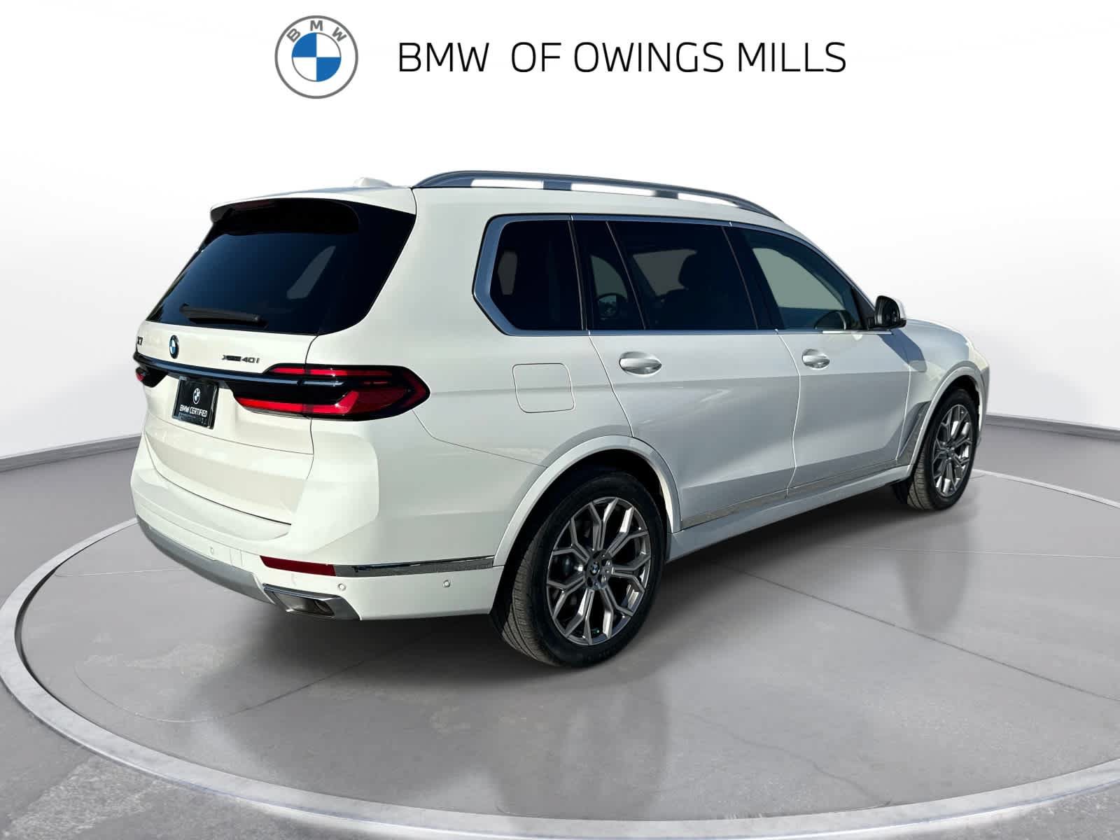 Used 2023 BMW X7 xDrive40i w/ Premium Package AWD/4WD image 9