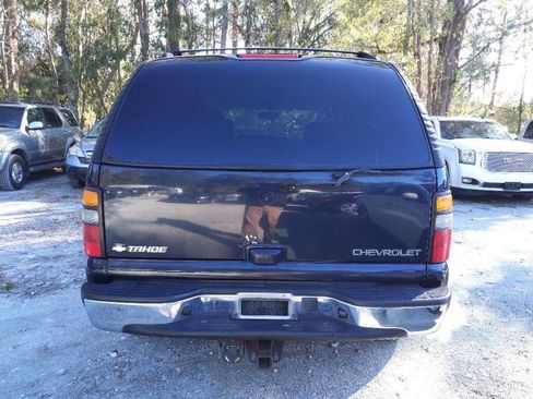 Used 2004 Chevrolet Tahoe LT w/ LT Preferred Equipment Group image 2