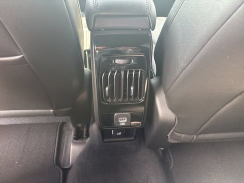 Used 2023 Jeep Compass Latitude AWD/4WD image 22