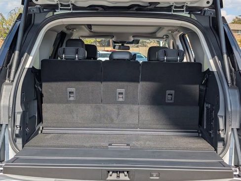 New 2025 Ford Expedition Active image 52