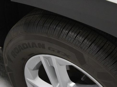 Used 2025 Hyundai Tucson SE FWD image 19