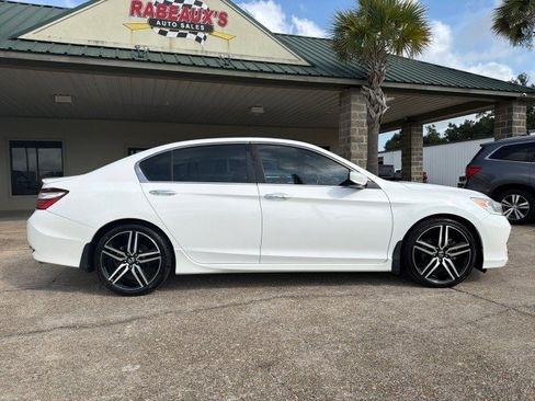 Used 2016 Honda Accord Sport image 3