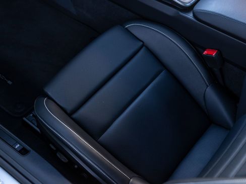 Certified 2025 Porsche 911 Carrera image 27