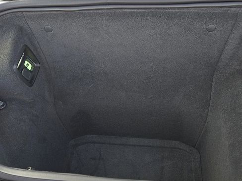 Used 2024 Chevrolet Corvette Stingray Premium Cpe w/ Z51 Performance Package image 8