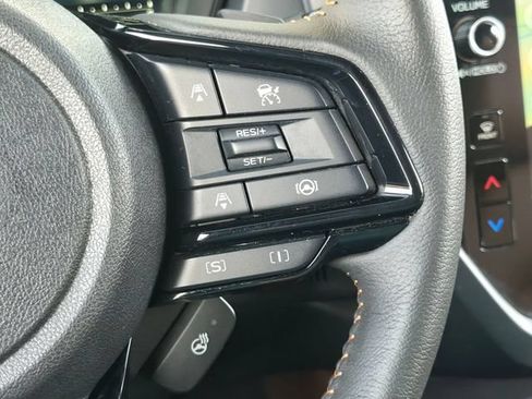 Used 2025 Subaru Forester Touring AWD/4WD image 20