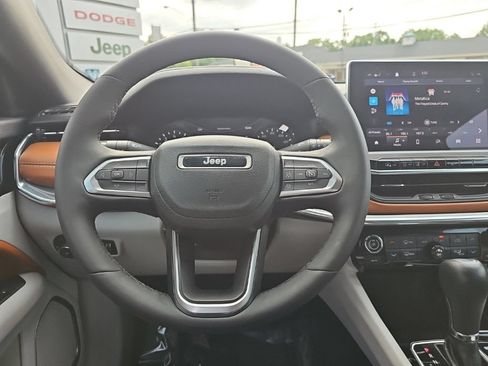 Certified 2023 Jeep Compass Limited AWD/4WD image 20