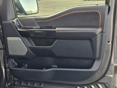 Used 2023 Ford F150 Platinum image 5