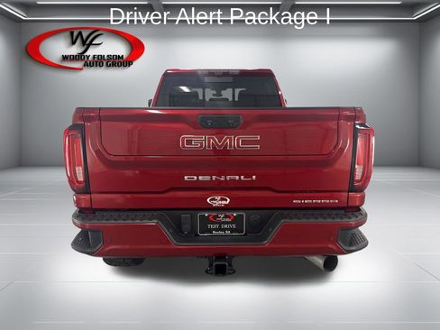 Used 2022 GMC Sierra 2500 Denali w/ Denali Ultimate Package AWD/4WD image 7