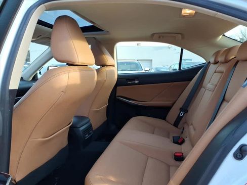 Used 2015 Lexus IS 250 image 18