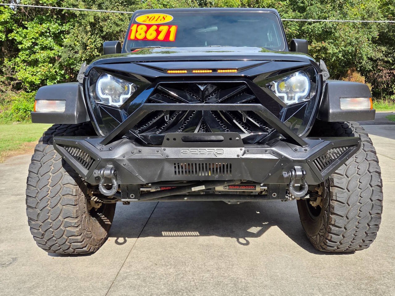 Used 2018 Jeep Wrangler Unlimited Sport S AWD/4WD image 3